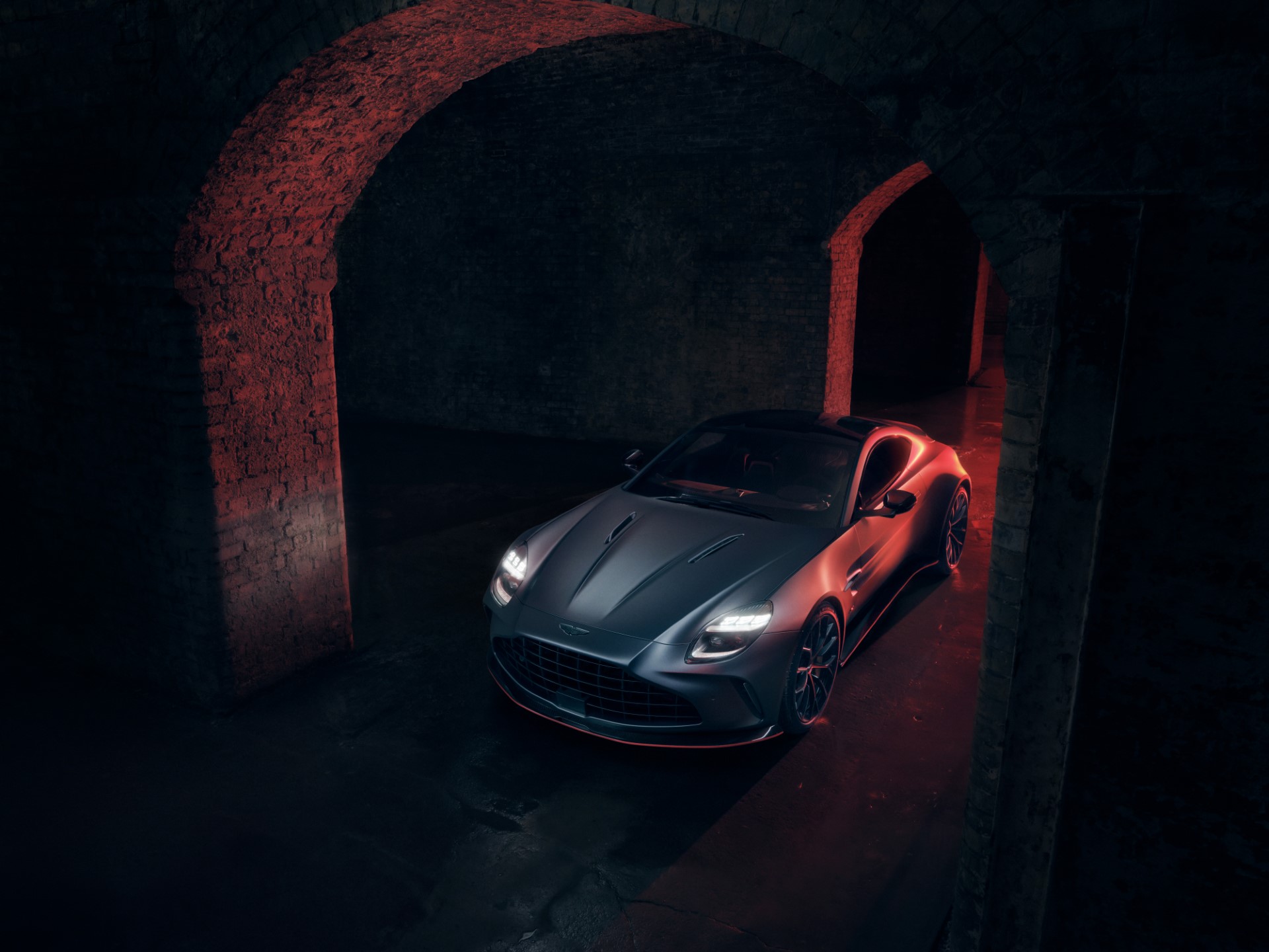 Aston Martin Vantage S