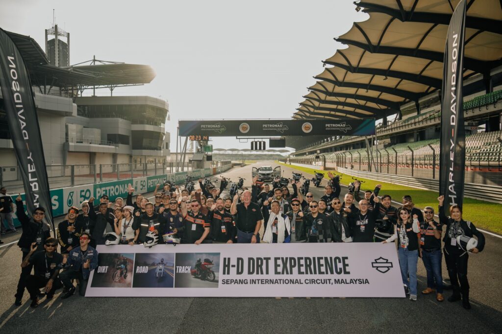 Dirt. Road. Track. 2025