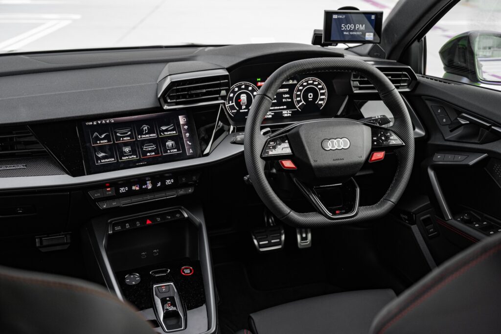 Audi RS3 2025 cabin
