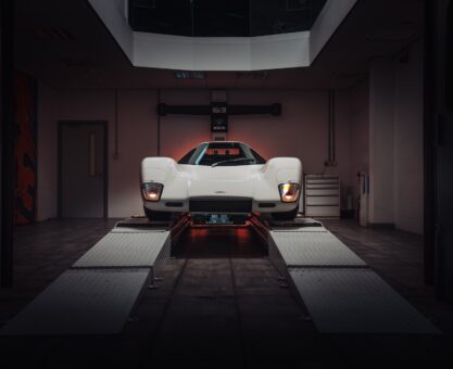 McLaren M6GT