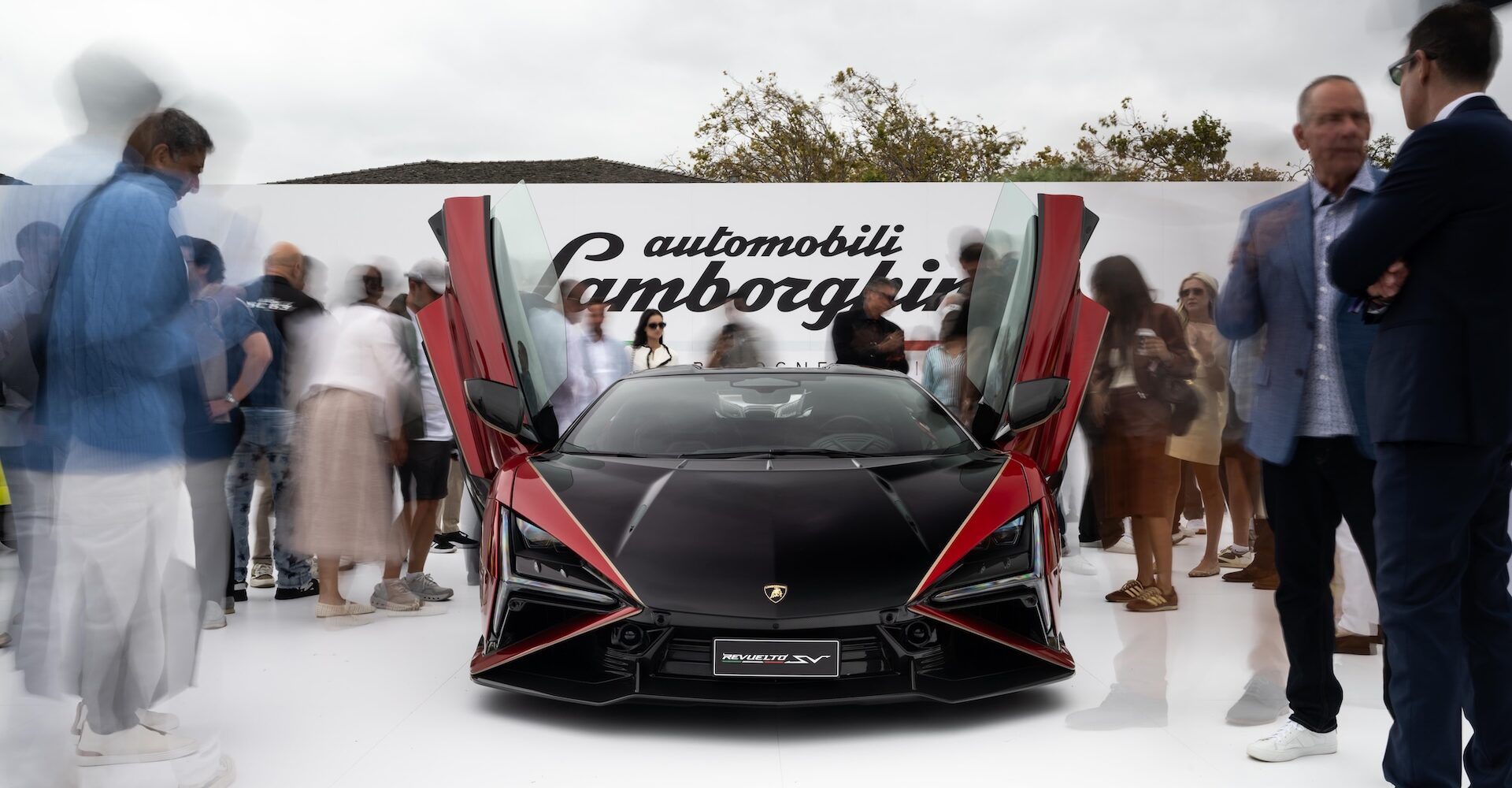 Lamborghini Revuelto SV