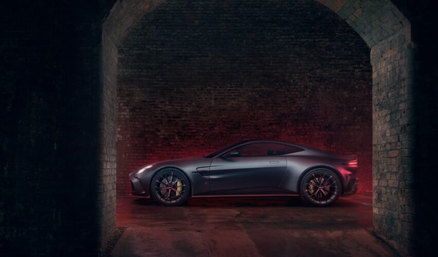 Aston Martin Vantage S