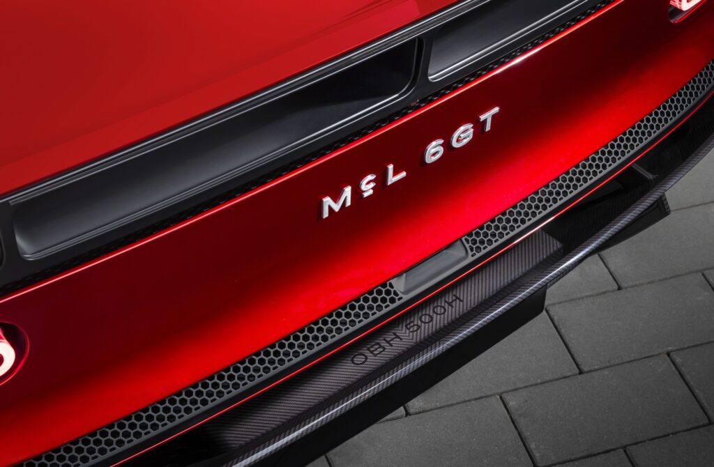 McLaren McL 6GT