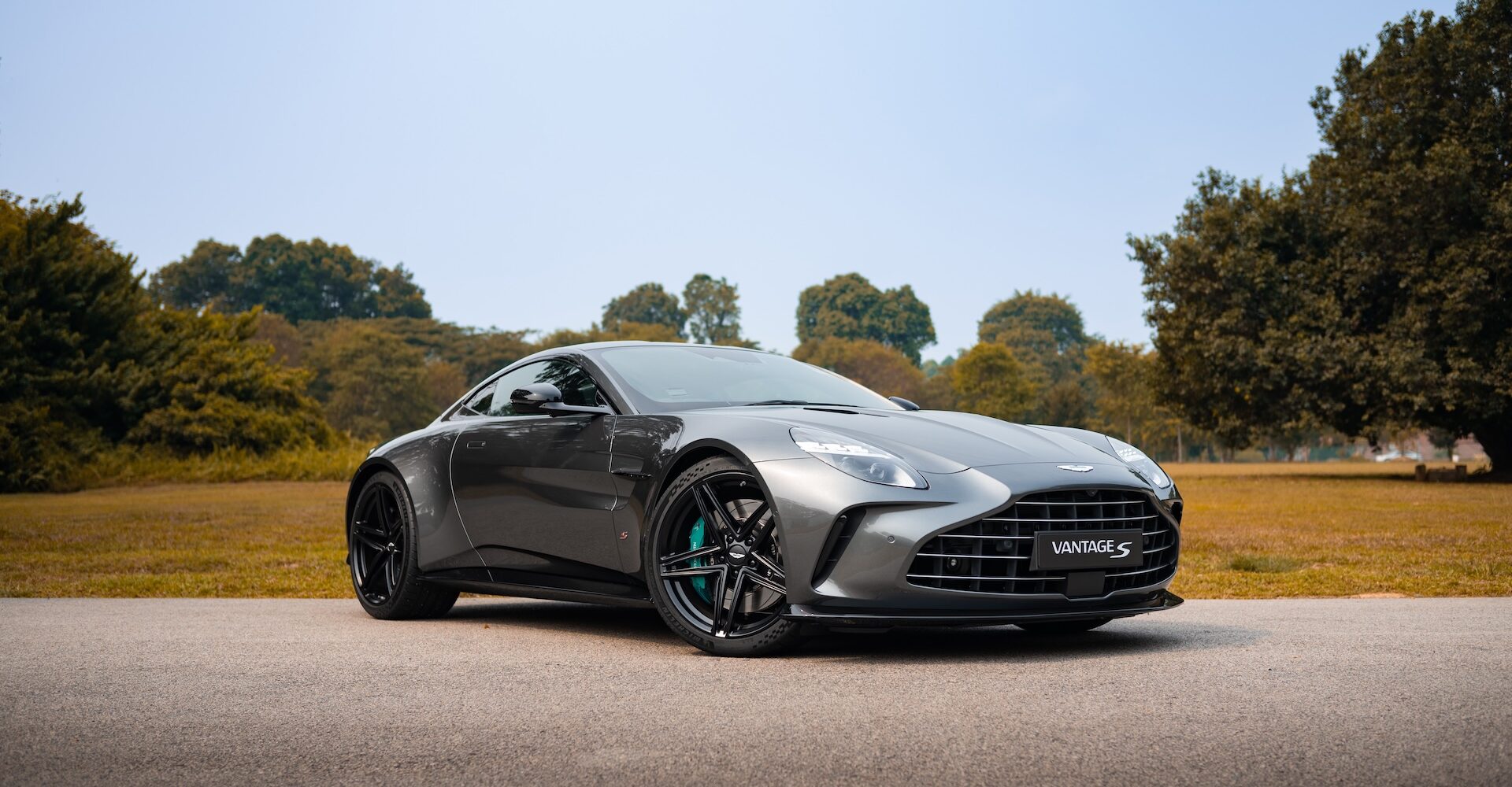 Aston Martin Vantage S